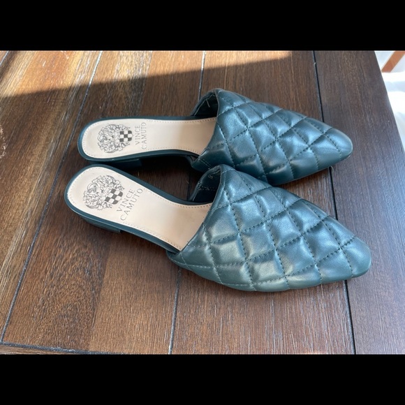 Vince Camuto flat mules - Picture 12 of 13